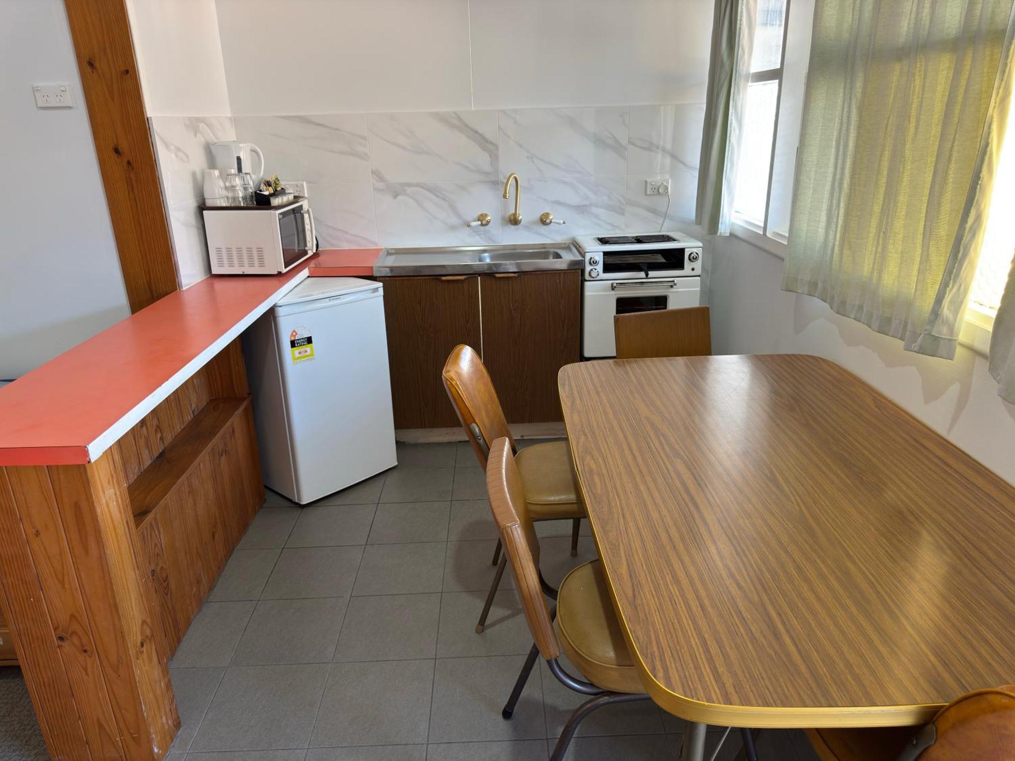 Bunkhouse Motel Cooma Dış mekan fotoğraf